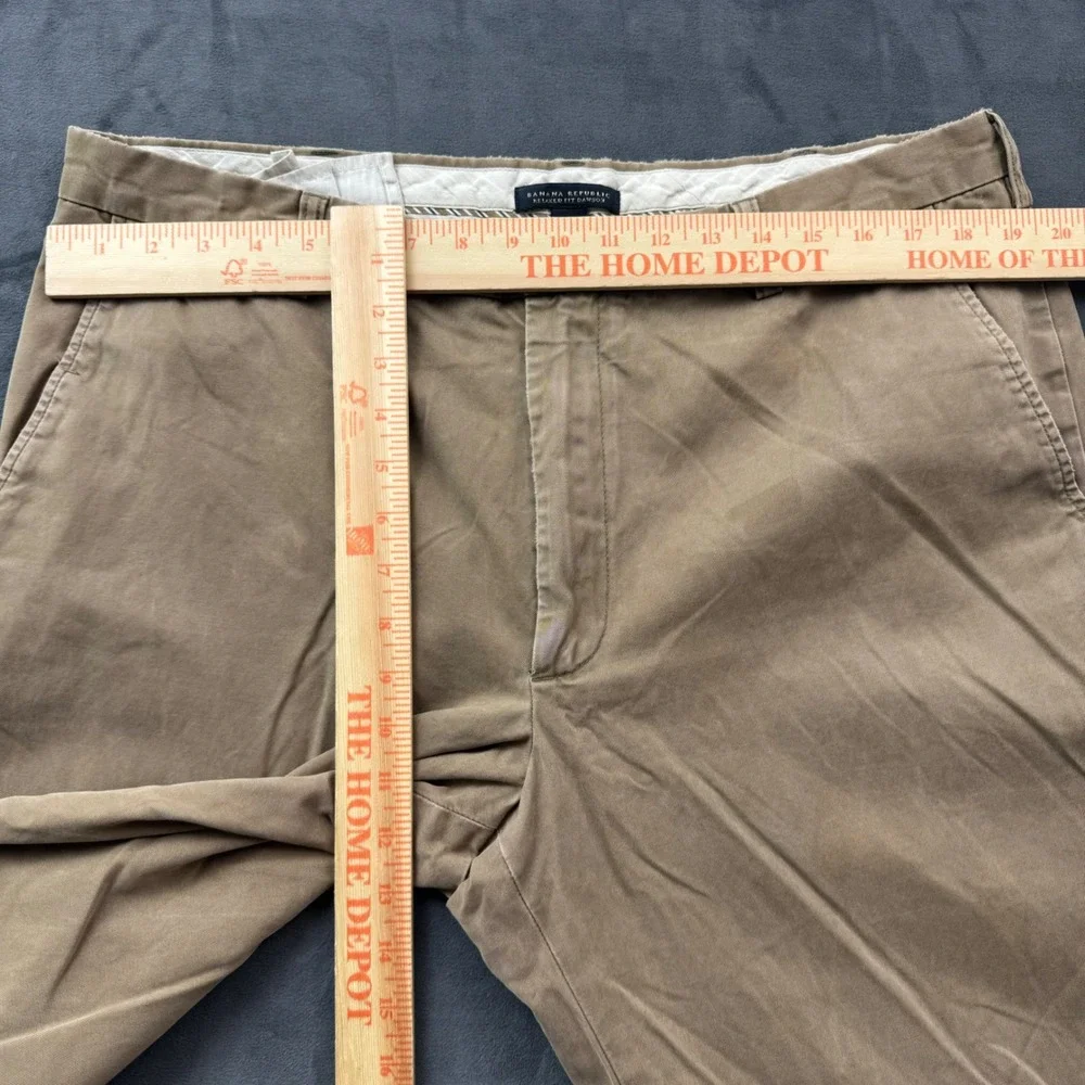 Banana Republic Relaxed Fit Dawson Chinos Men 38x32 Khaki Tan Cotton Twill Pants